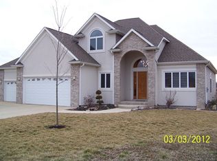 2625 Day Dr, Decatur, IL 62521