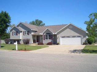 1002 E Brownell St, Warrens, WI 54660