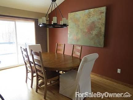 3rd image of 414 Aspen Grove Ln