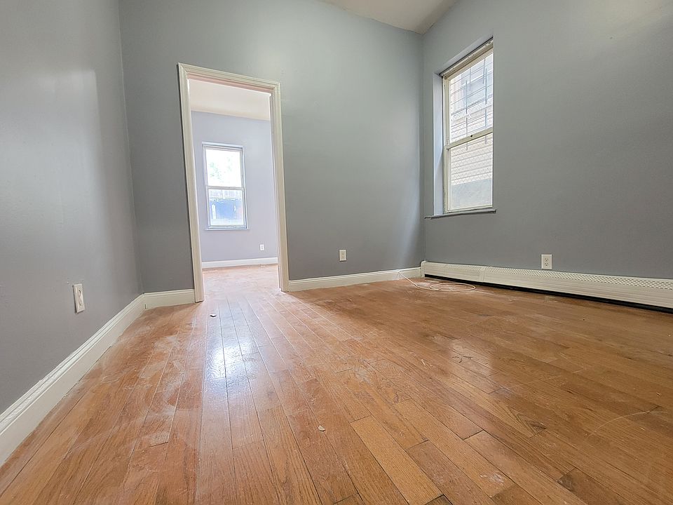 2nd image of 2211 Central Ave #3E