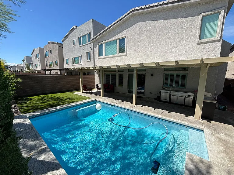 11194 Formosa Springs Ct — Photo 2