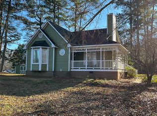 101 Long Needle Dr, Clayton, NC 27520