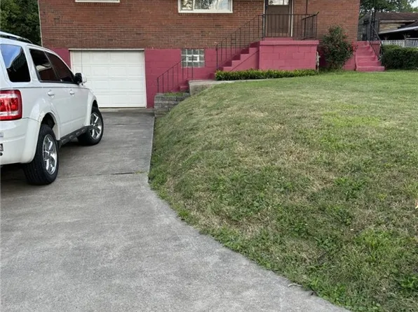 317 Elizabeth St, McKeesport, PA 15133