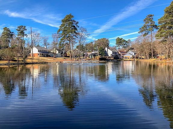 4th image of 118 Moss Creek Dr