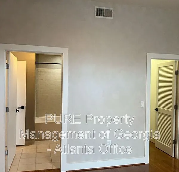 89 Mangum St SW #102 — Photo 19