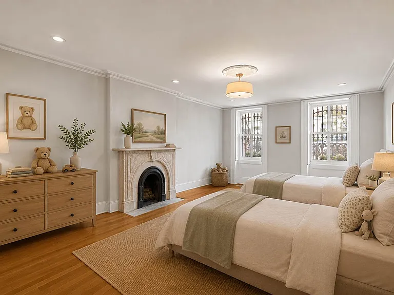 136 W 11th St #PARLOR — Photo 10