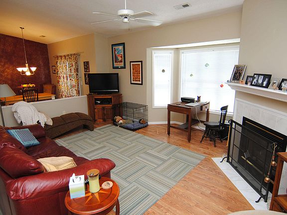 5th image of 4111 F Breezewood Drive #202