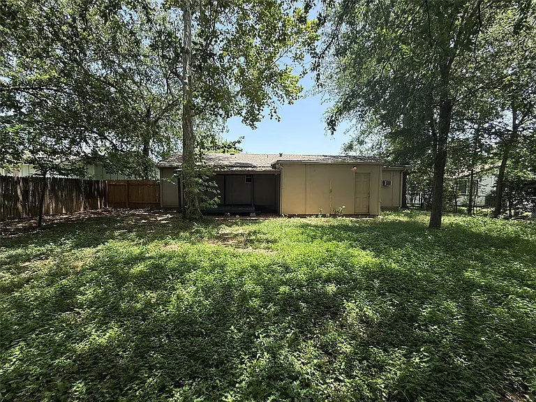 6204 Dove Springs Cir — Photo 20