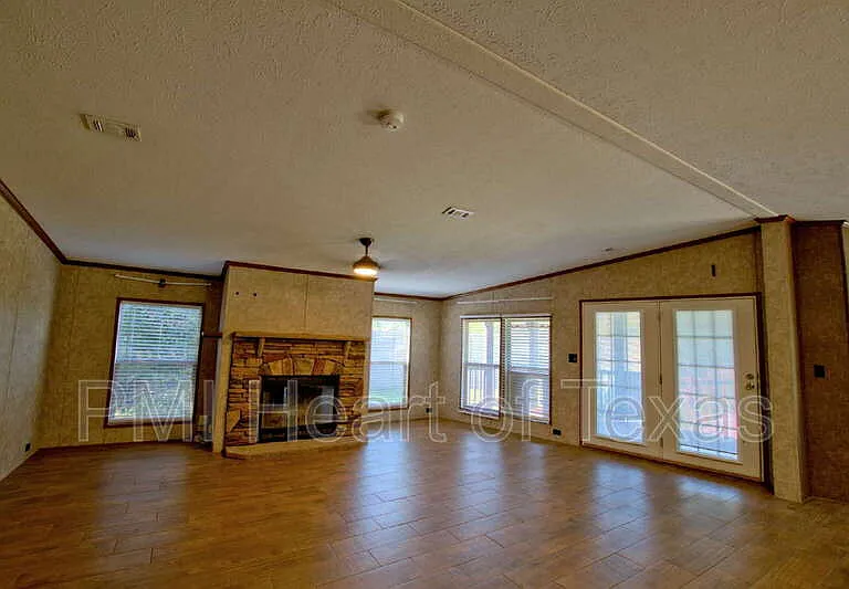 631 County Road 270 — Photo 5