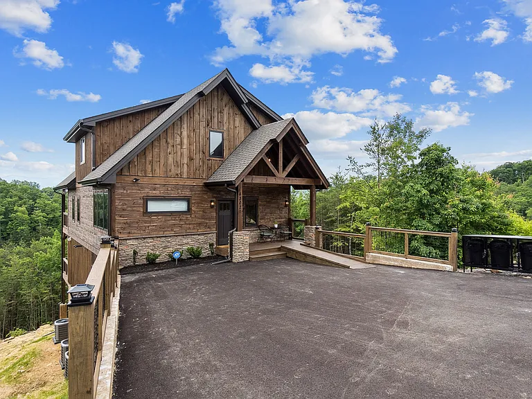 4302 Covered Wagon Rd — Photo 30
