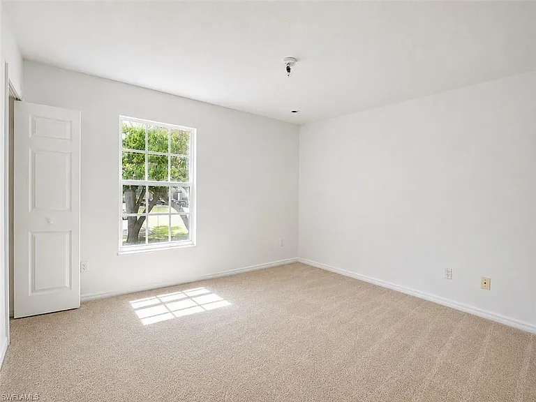 4426 Saint Georges Ct — Photo 15