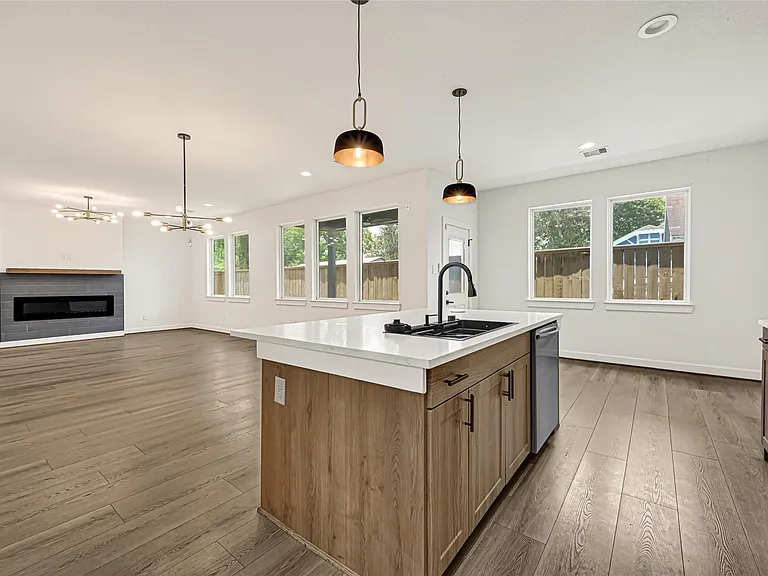 3613 Gano St — Photo 3