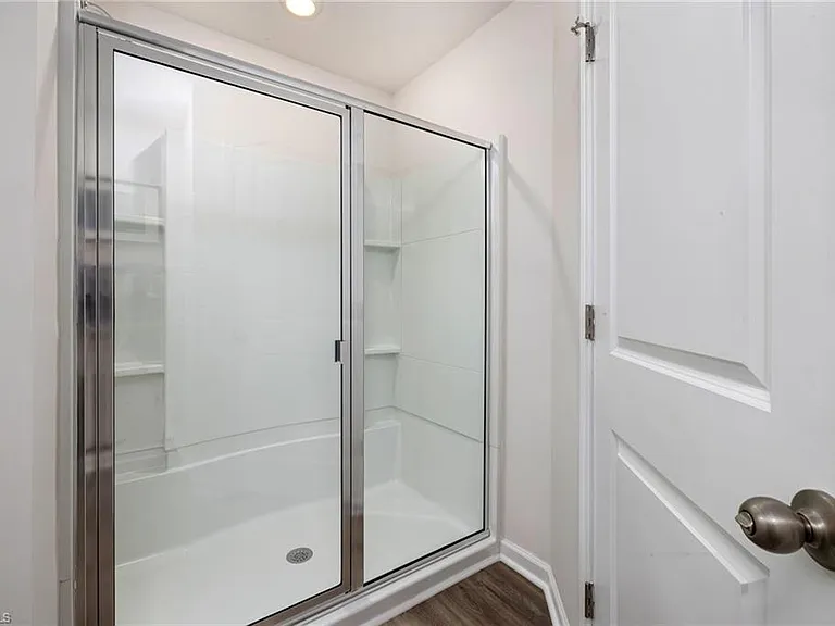 1178 Evelynnview Ln — Photo 17