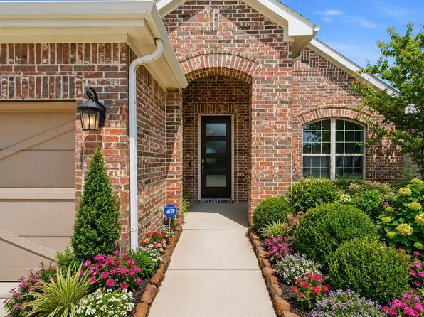 709 Bent Brook Rd, Little Elm, TX 75068