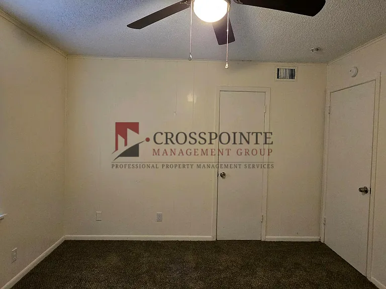 Ruby Ln 210 — Photo 9