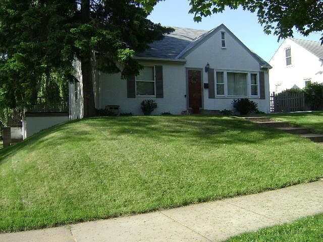 1st image of 1596 Nebraska Ave E