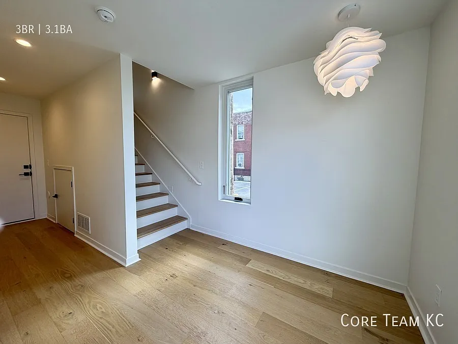 Brand New 3 Bed x 3.5 Bath Townhome For Rent! — Photo 4