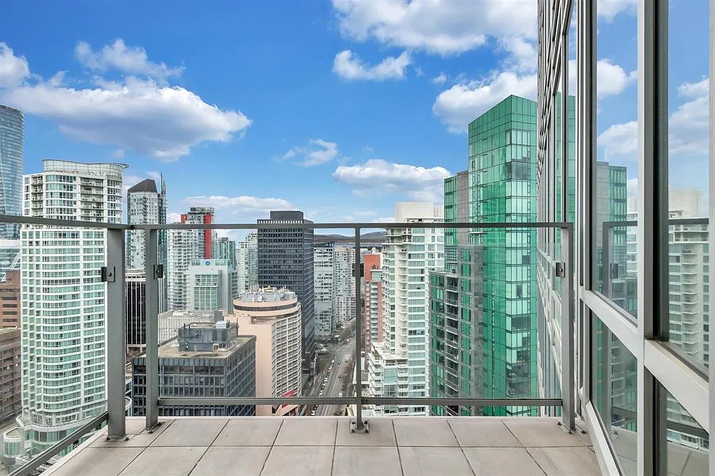 1 bed, 907 sqft, $4,400 — Photo 2