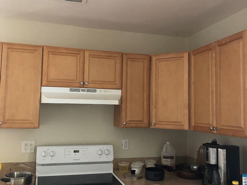 2nd image of 131 Catherine Ave