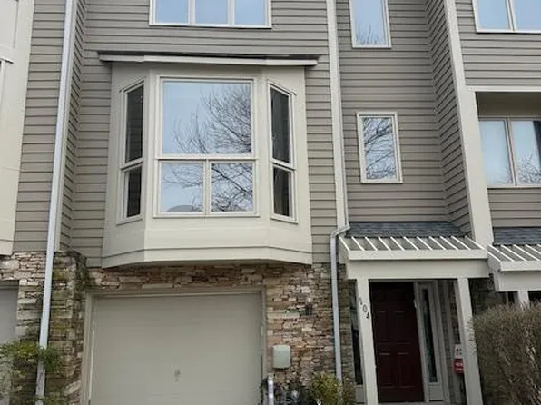 104 Lancefield Rd, Baltimore, MD 21209