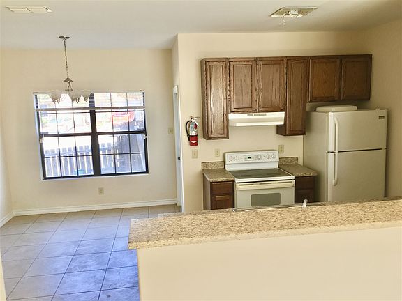 3rd image of 4246 Dorel Dr APT 15