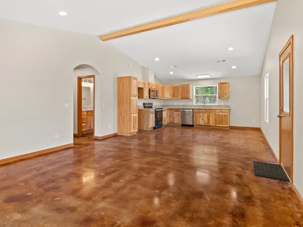 1415 W Mulberry St, Durant, OK 74701