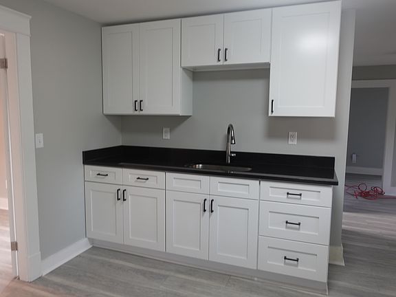 3rd image of 51D Lebanon St #51D