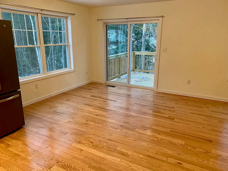 21 Topaz Dr #2 — Photo 4