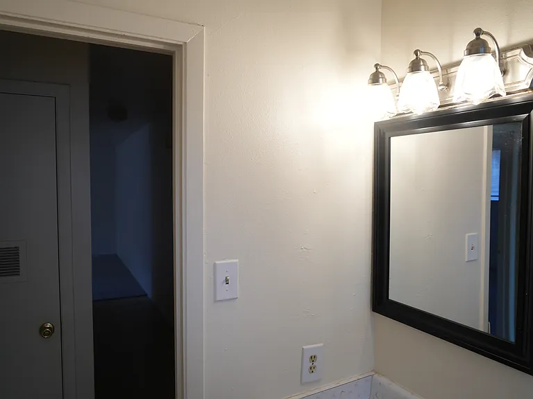 1712A Lawyer St #A — Photo 12