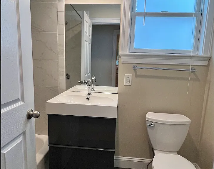 739 Somerville Ave #1 — Photo 23