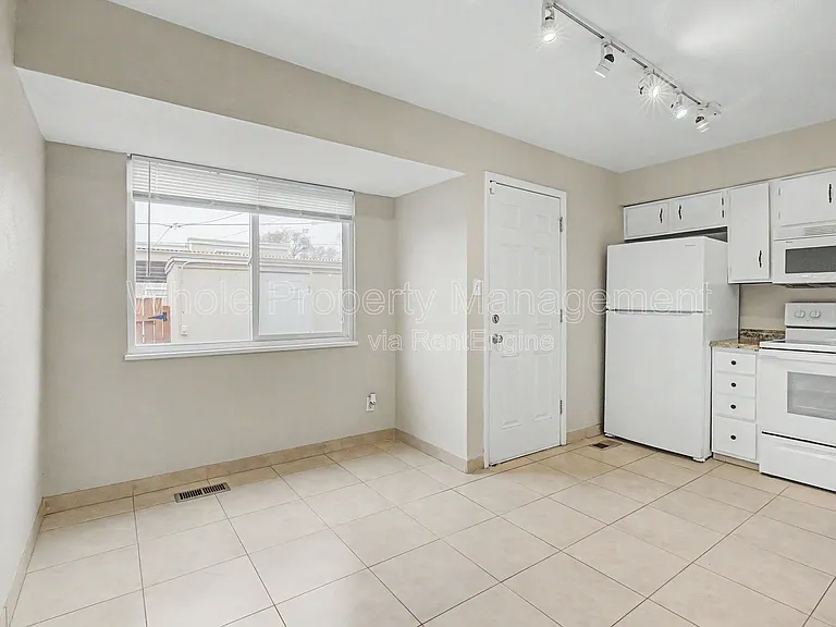 8705 Santa Fe Dr — Photo 5