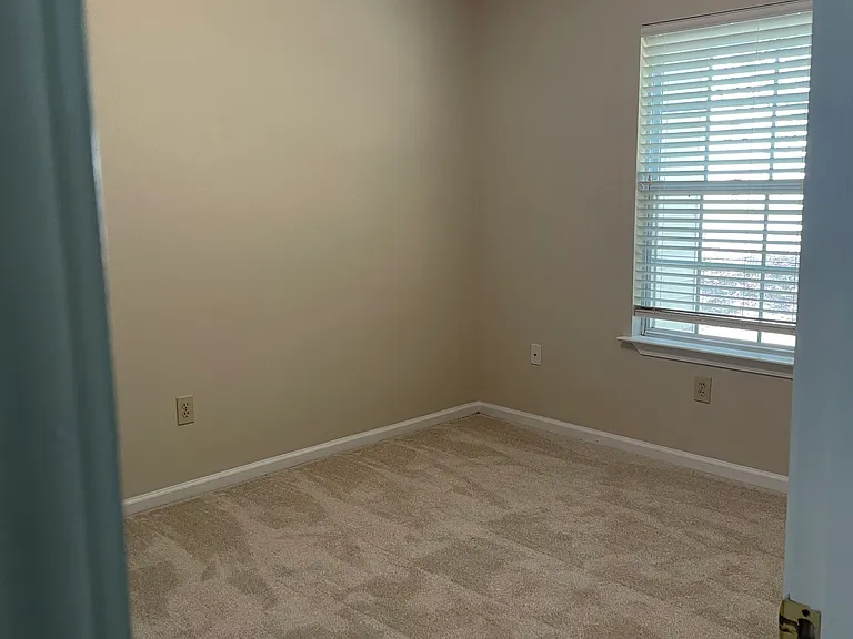 116 Ripton Ct — Photo 9