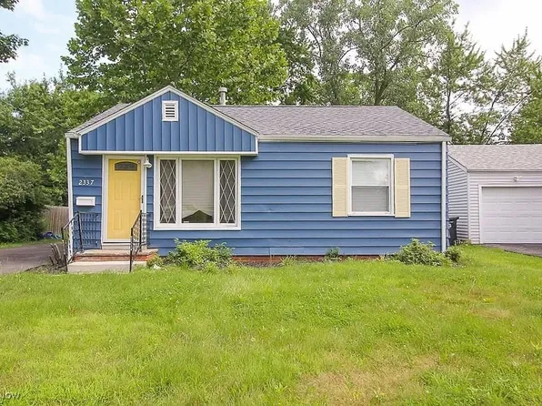 2337 Greenvale Rd, Cleveland, OH 44121