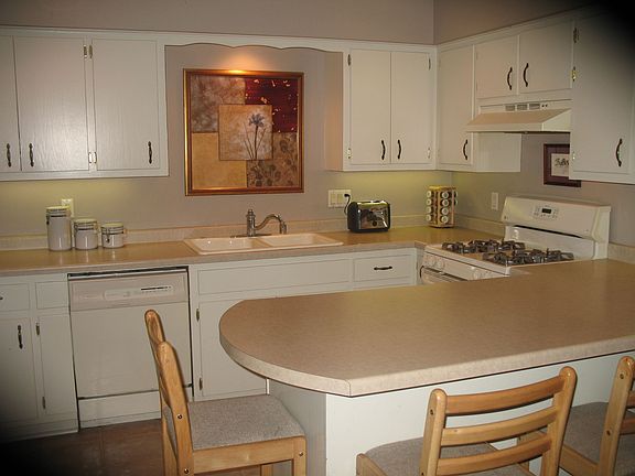 Kitchen Breakfast Bar for 4