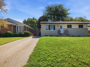 4 Parish St, Saint Thomas, ON N5R4W8