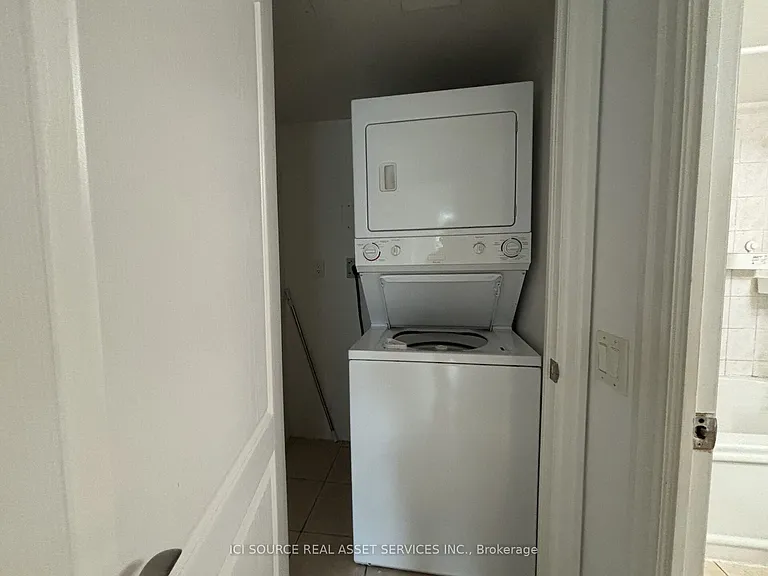21 Hillcrest Ave #206 — Photo 6