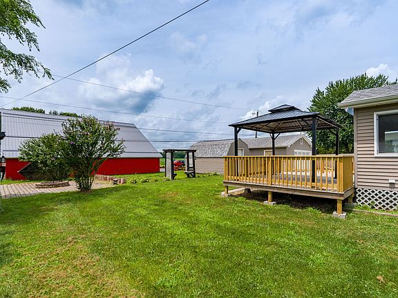 3rd image of 217 Melodie Ln