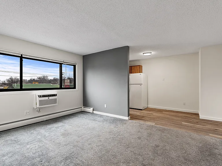 4750 Central Ave NE — Photo 14