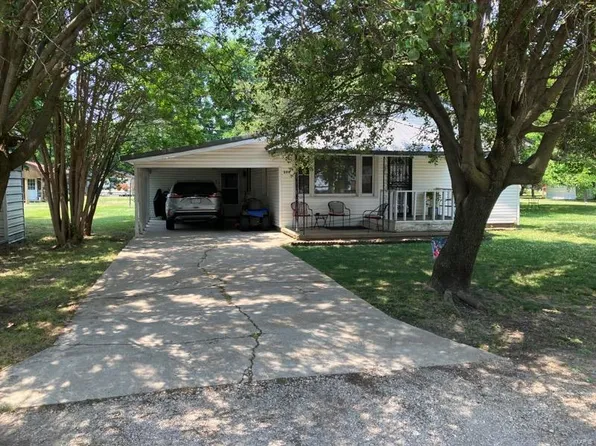 206 S Walker Ave, Gideon, MO 63848