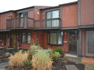482 Hunting Creek Rd, Canonsburg, PA 15317