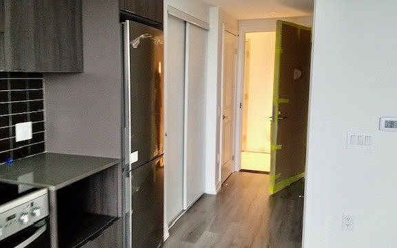 4th image of 395 Bloor St E #2409