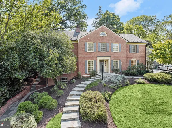 4810 Rockwood Pkwy NW, Washington, DC 20016