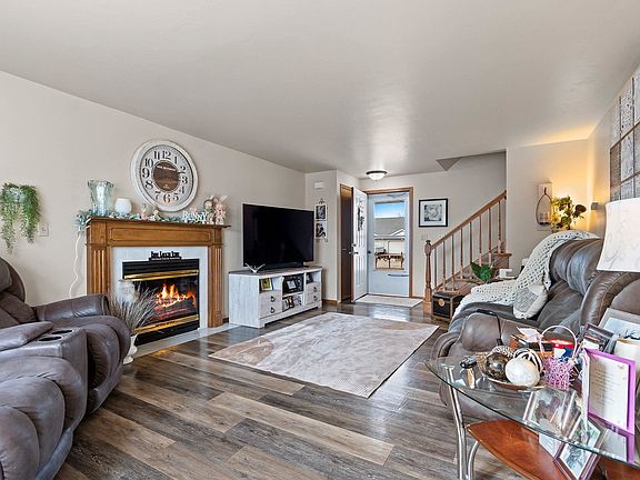 4th image of 2822 Aquarius Rd