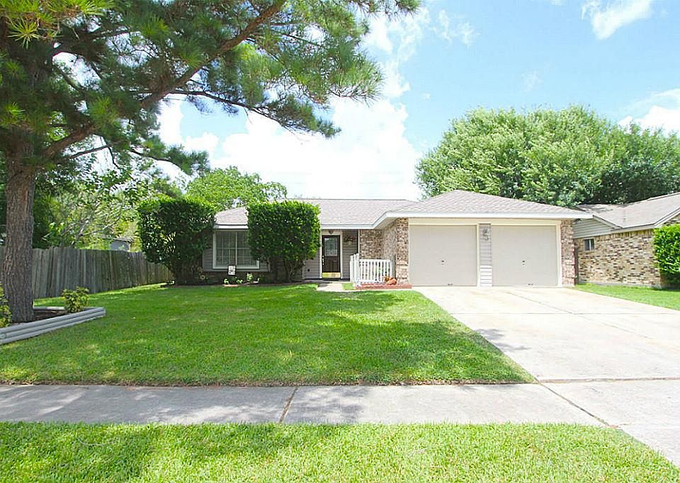 1st image of 2708 Jeb Stuart Dr