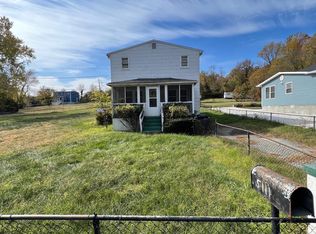 5111 Spring Dr, Upper Marlboro, MD