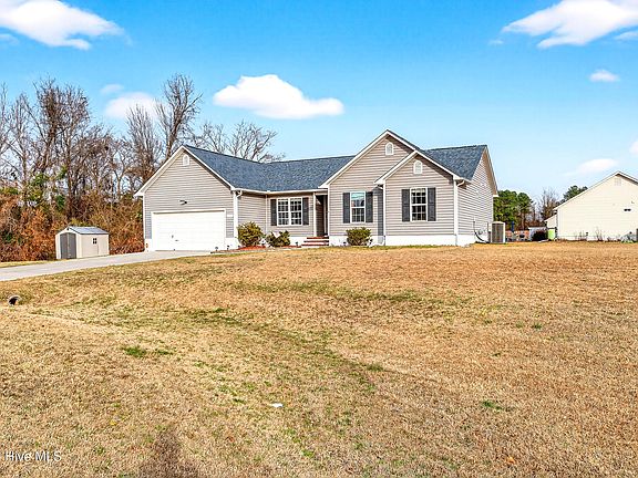 2nd image of 136 Camellia Creek Drive