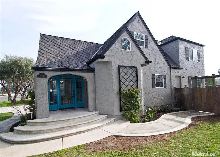424 Orange Ave photo 1