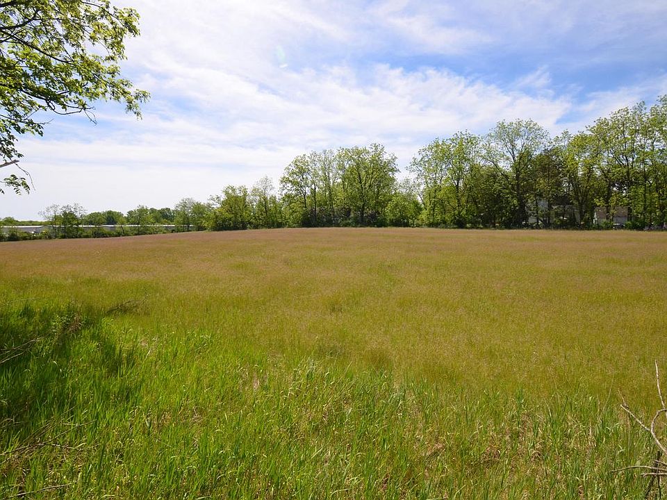 2nd image of 1.83 Acres COMMERCIAL AVENUE
