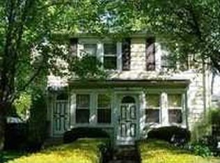 127 Oakland Ave, Deer Park, NY 11729