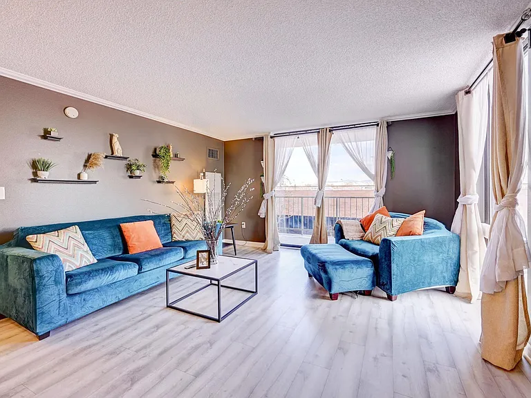 1301 Speer Blvd #303 — Photo 4